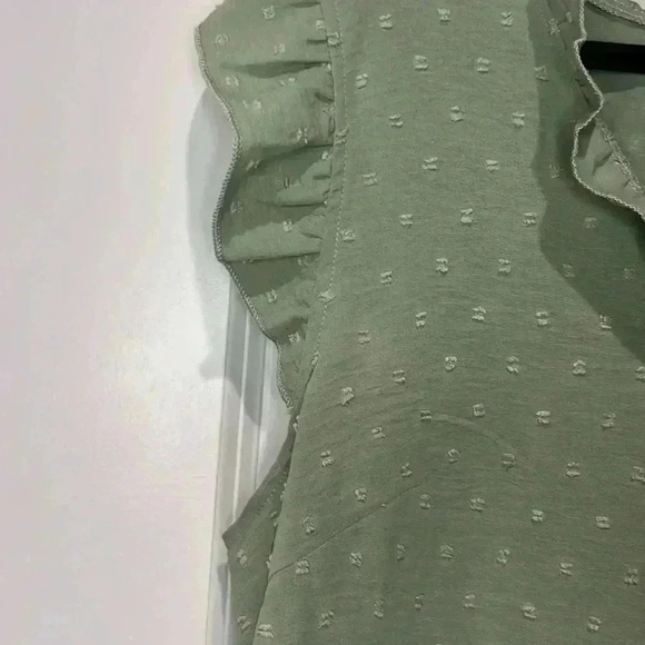 SHEIN Green Blouse - Picture 2 of 6